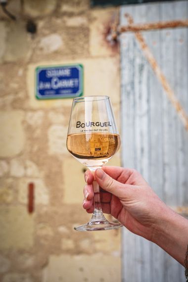 Bouteille de rosé de Bourgueil